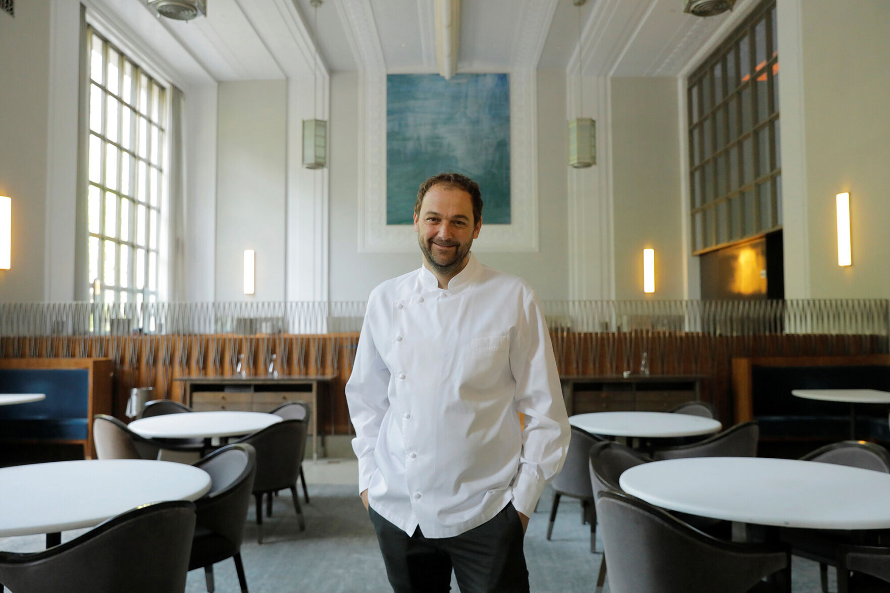 This world-famous restaurant ditched meat, but it's still charging $335 a person. Will people pay?